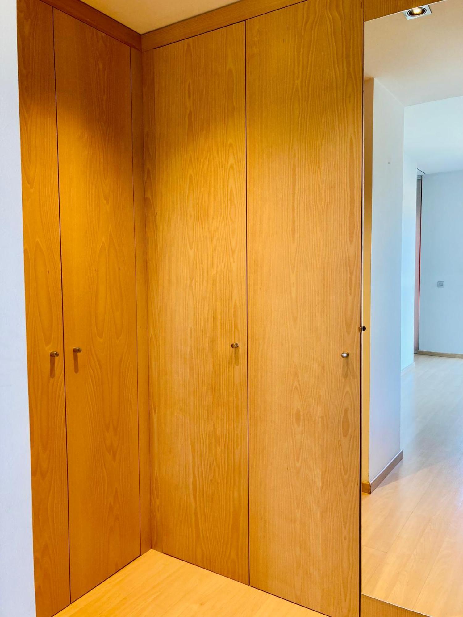 Apartamento Con Vistas Peralada Luaran gambar